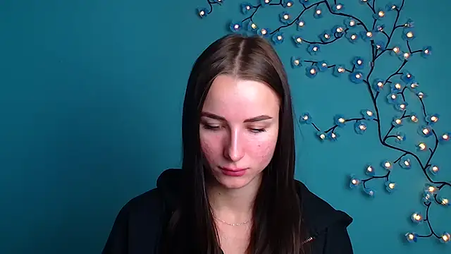 Snapshot of Eva_Janee chatting on 10.23.25 Eva Janee online show from 10.23.25