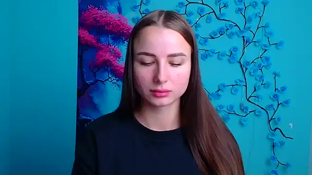 Eva Janee online show from 11.18.25