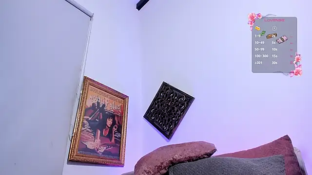 VeronicaGilss online show from 02.24.25