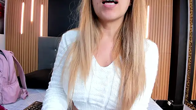 EvaaLovia1 online show from 05.08.26