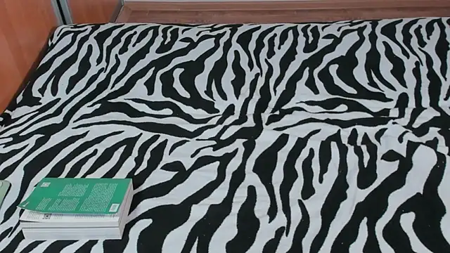 VeronikaKissuchi online show from 01.05.25