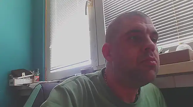 YouWantMe666 online show from 02.11.25