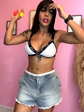 Tamyjenkins1 online show from 10.26.25