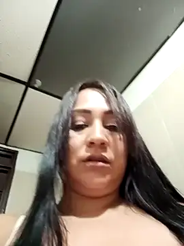 skarleth001 online show from 09.20.25