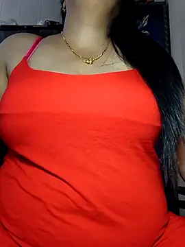 Snapshot of sneha_rose chatting on 05.10.26 sneha rose online show from 05.10.26