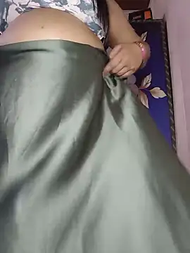 Snapshot of sneha_rose chatting on 06.03.26 sneha rose online show from 06.03.26