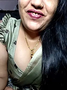 Snapshot of sneha_rose chatting on 06.03.26 sneha rose online show from 06.03.26