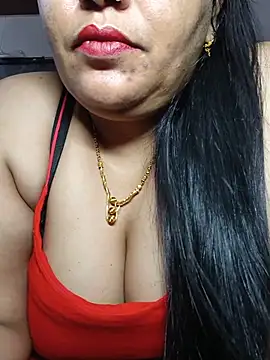 Snapshot of sneha_rose chatting on 06.05.26 sneha rose online show from 06.05.26