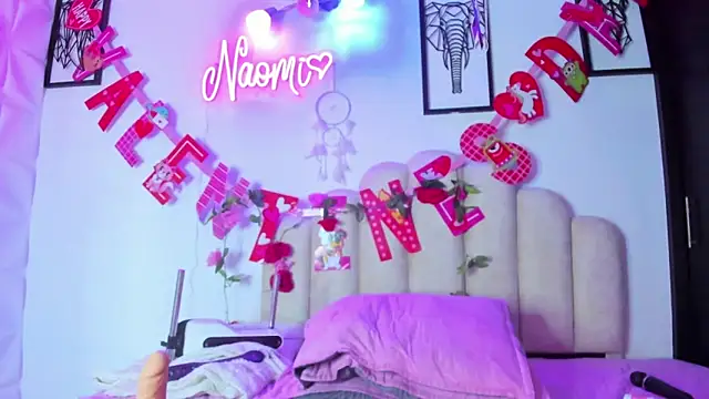 NaomiAsha online show from 02.13.25