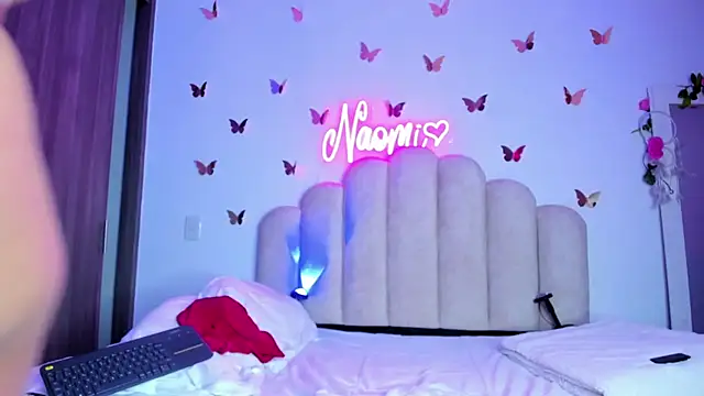 NaomiAsha online show from 11.20.25