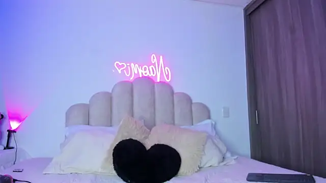 NaomiAsha online show from 02.23.26