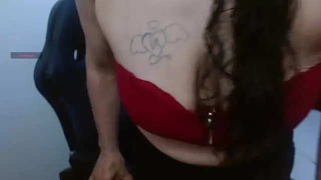 Snapshot of AlexandraJones_ chatting on 09.28.25 AlexandraJones online show from 09.28.25