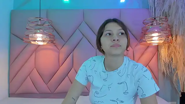 AngelaaCute  online show from 01.07.25