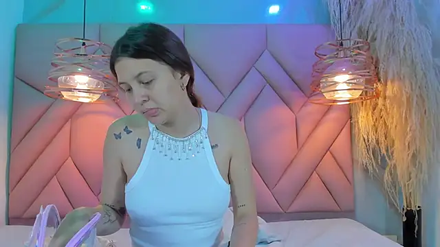 AngelaaCute  online show from 01.12.25