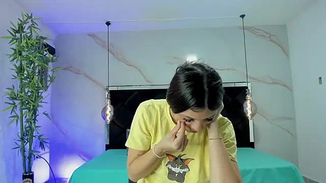 AngelaaCute  online show from 09.10.25