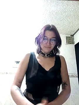 SukiFuyu  online show from 11.06.25