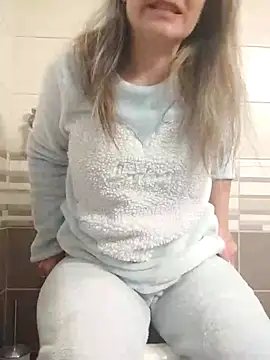 Snapshot of Dark_Angel_22 chatting on 02.25.26 Dark Angel 22 online show from 02.25.26