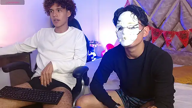 nickolas moon online show from 02.18.25