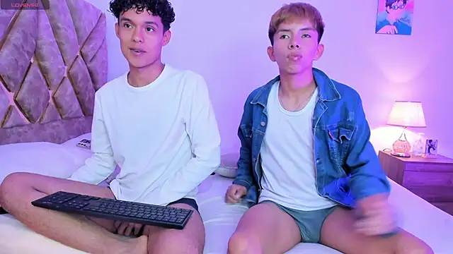 nickolas moon online show from 12.03.25