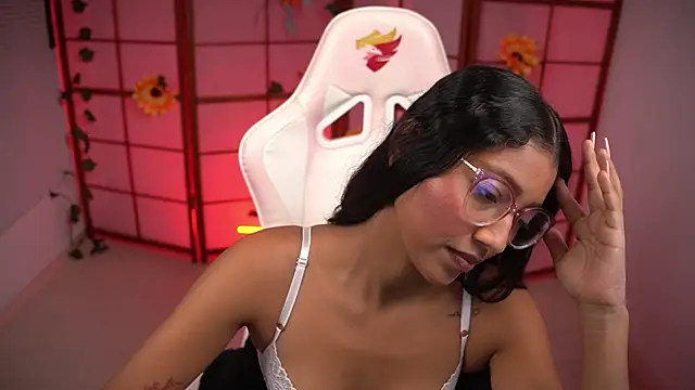 small emilie online show from 10.19.25