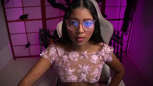 small emilie online show from 11.01.25