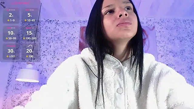 Snapshot of Zoee_babygirl chatting on 12.24.24 Zoee babygirl online show from 12.24.24