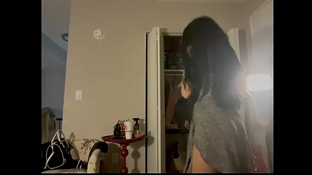 Snapshot of babybimbo chatting on 12.18.24 babybimbo online show from 12.18.24