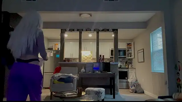 Snapshot of babybimbo chatting on 12.23.24 babybimbo online show from 12.23.24