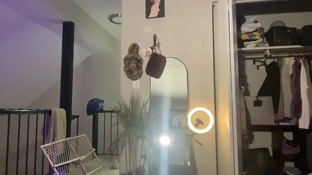 Snapshot of babybimbo chatting on 01.12.25 babybimbo online show from 01.12.25