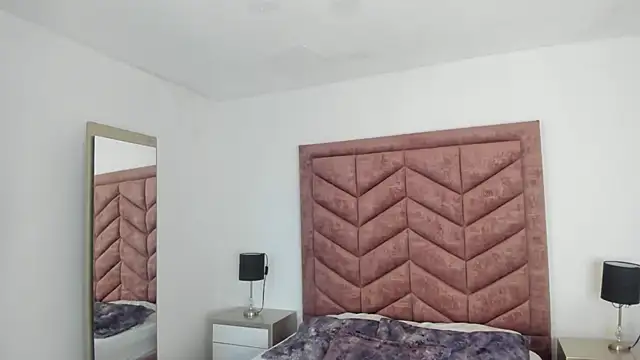 AnnyCherry  online show from 10.22.25