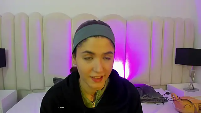 Snapshot of AnnyCherry_ chatting on 02.13.26 AnnyCherry online show from 02.13.26