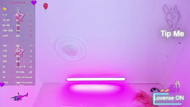 Snapshot of EIMY_BRIGHT chatting on 09.30.25 EIMY BRIGHT online show from 09.30.25