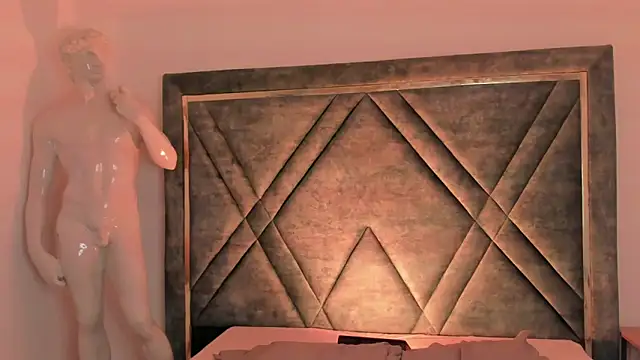 Ari sunshine  online show from 10.04.25