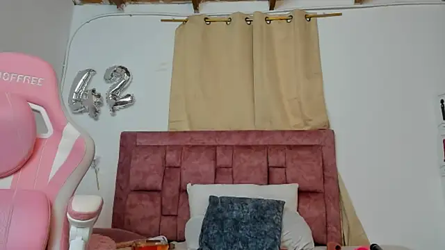 Ana star  online show from 03.29.26