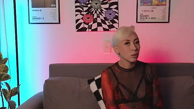 Snapshot of jane_hart_ chatting on 04.25.26 jane hart online show from 04.25.26