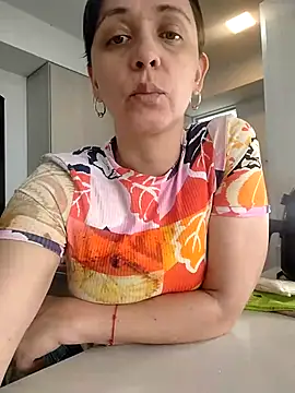 natalie cowens online show from 10.27.25