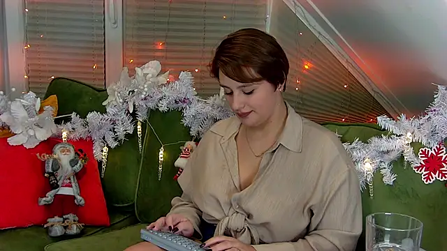 MaryMurray online show from 12.13.24