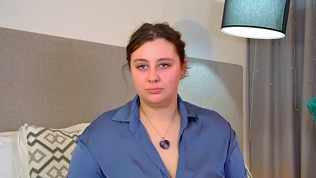 Snapshot of MaryMurray chatting on 01.18.26 MaryMurray online show from 01.18.26