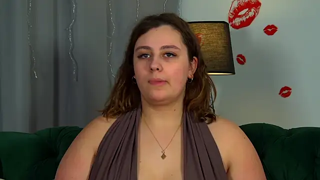 Snapshot of MaryMurray chatting on 02.19.26 MaryMurray online show from 02.19.26