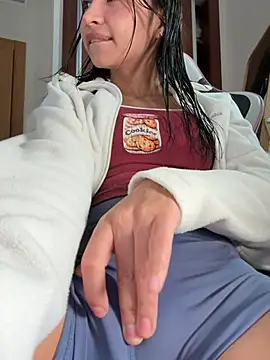 Adriennesexxx online show from 03.13.26