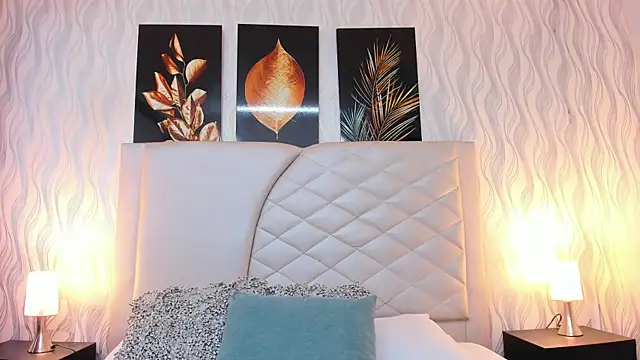 Snapshot of Amberr_Greyy chatting on 02.08.25 Amberr Greyy online show from 02.08.25