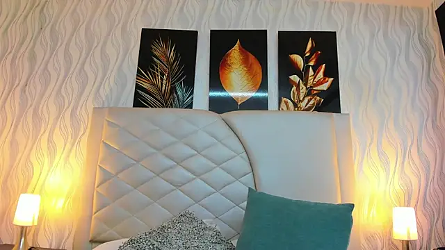 Snapshot of Amberr_Greyy chatting on 02.10.25 Amberr Greyy online show from 02.10.25