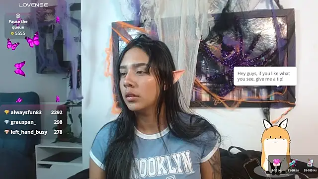 Snapshot of Shaarongp chatting on 10.17.25 Shaarongp online show from 10.17.25