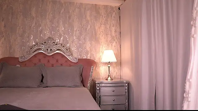 AngelineConnor online show from 10.03.25