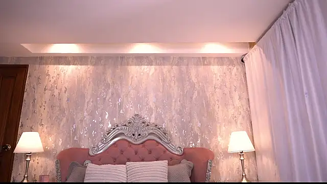 AngelineConnor online show from 02.19.26