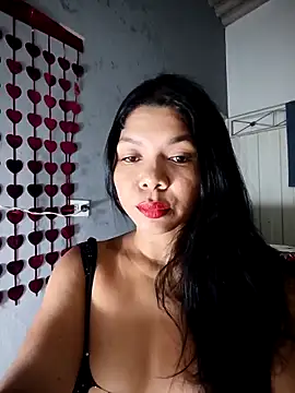 DIORA Latina online show from 03.26.26