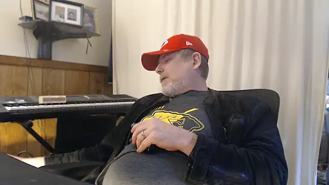 Snapshot of BrisonChase chatting on 02.24.25 BrisonChase online show from 02.24.25