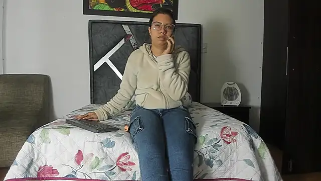 Vahiolet smith online show from 10.30.25