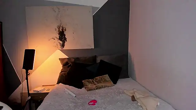 Miiaa wallace online show from 03.28.26