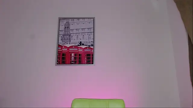 Snapshot of defuego_ chatting on 02.22.25 defuego online show from 02.22.25